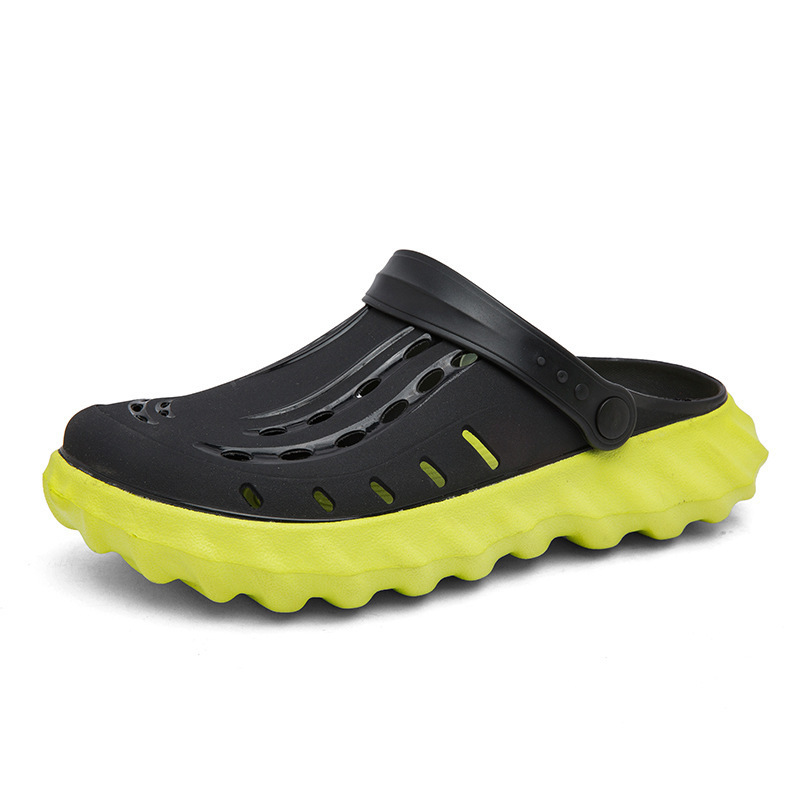 Las nuevas sandalias de gelatina para hombres usan zapatillas de puntera de moda de suela gruesa para aumentar el desgaste y la sensación de pisar los zapatos de alta gama