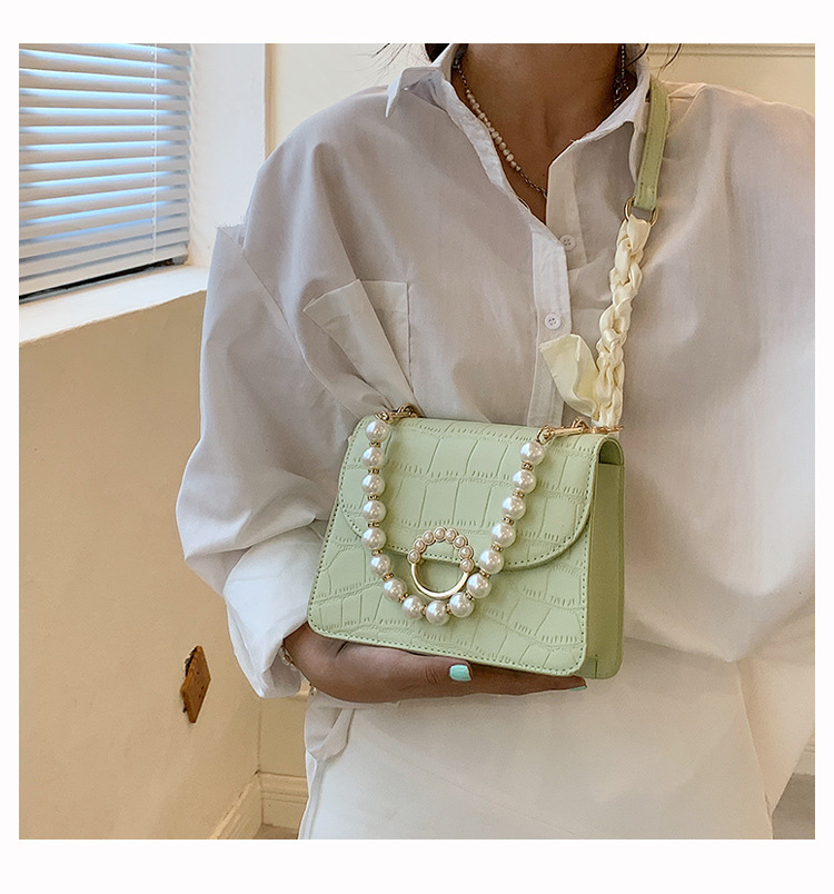 Fashion Solid Color Stone Grain Texture Pearl One-shoulder Messenger Tote Bag display picture 9