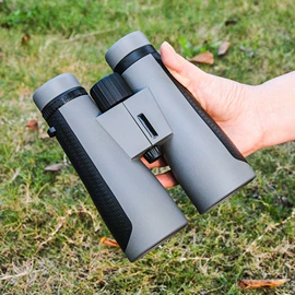 望远镜;光学机具