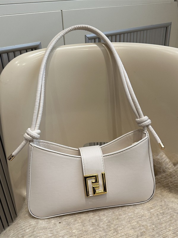 Bolso popular de textura francesa, bolso de luna nueva de estilo occidental, femenino 2024, nuevo bolso diagonal portátil de nicho francés de color sólido de moda