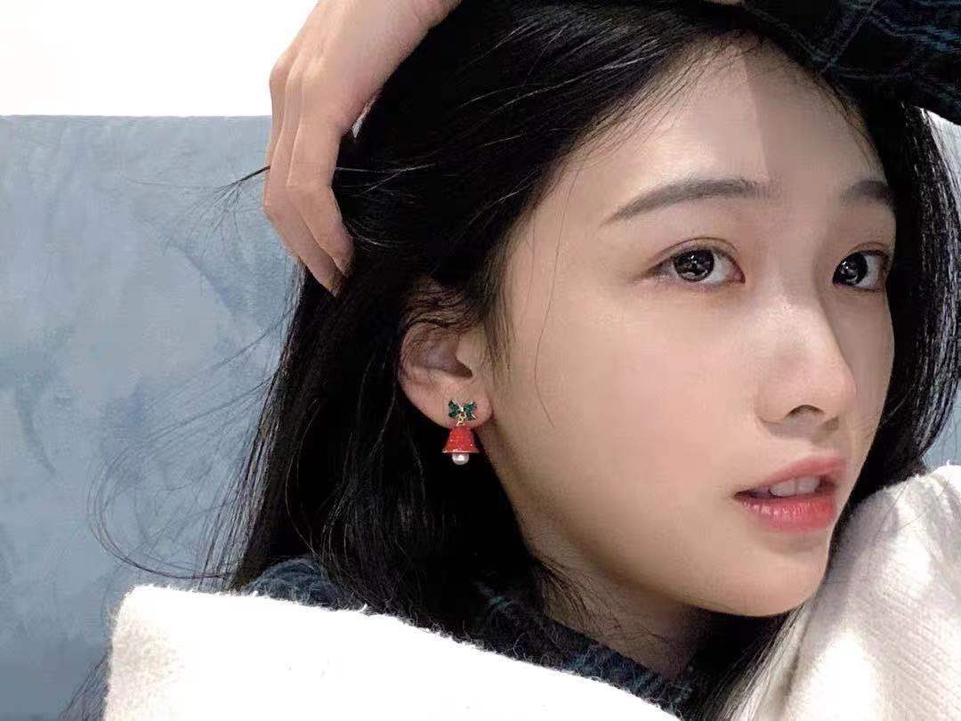 圣诞铃铛耳钉
