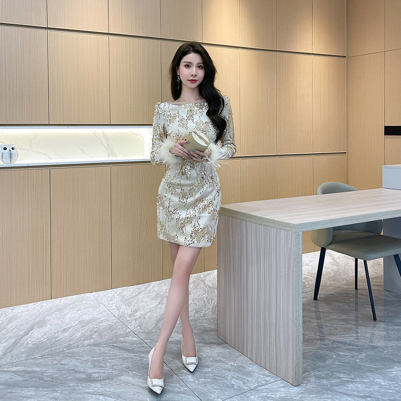 Fashionable and High-End Feather Long-Sleeved Dress for Women, Cool and Sister-Style Sexy Accessible Luxury Hip-Hugging Sequin Skirt