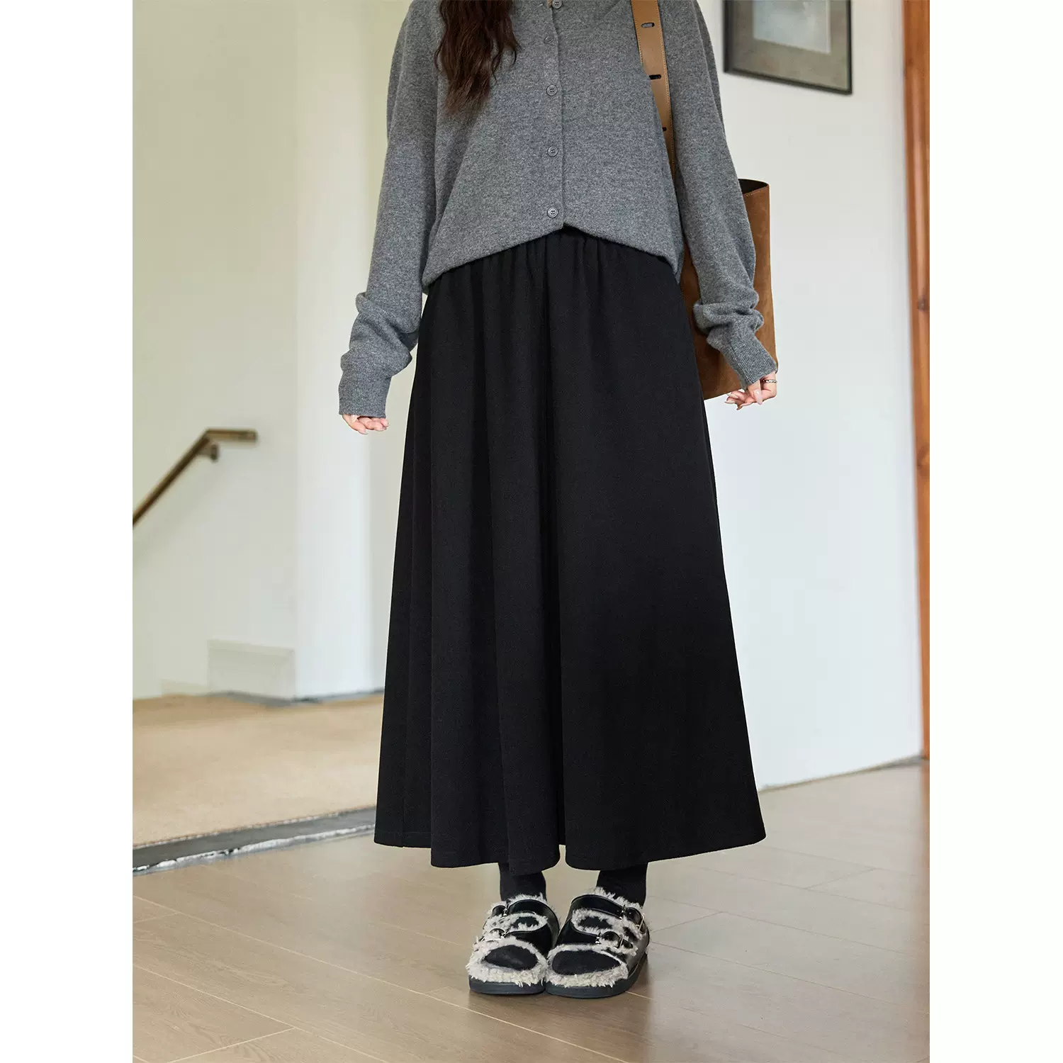 大码女装秋冬垂感气质松紧腰A字裙高级感优雅简约高腰显瘦半身裙