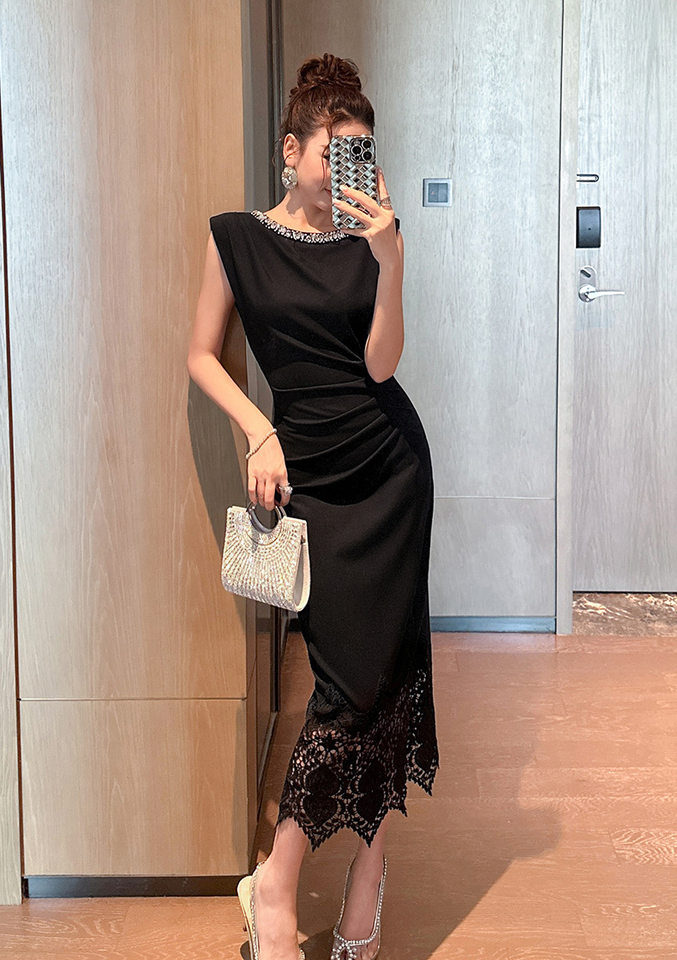 Đầm ren ôm sát cổ tròn đính kim cương kiểu Pháp, váy dài bên trong — đen chi tiết 4