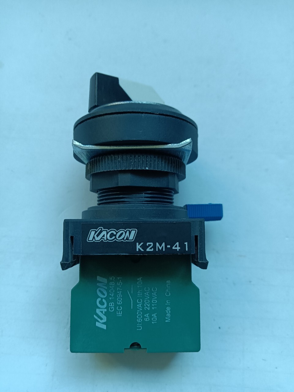 全新原装凯昆二位转换开关K2M-41