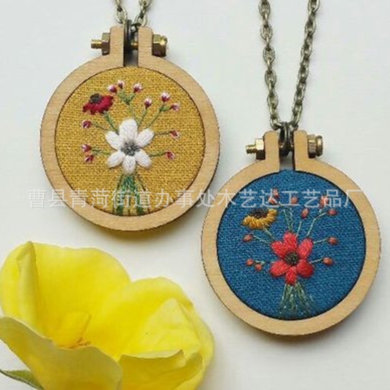 Wooden Mini Embroidery Stretch Jewelry Cross Stitch Fixed Frame Round Oval Photo Frame Clothing Jewelry DIY Embroidery Frame Wooden Mini Embroidery Stretch Jewelry Cross Stitch Fixed Frame Round Oval Photo Frame Clothing Jewelry DIY Embroidery Frame