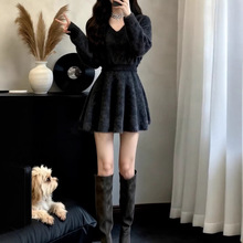 ��ʽ��ɫᘿ�ë���B��ȹ��Ů�ﶬ2025�¿�С���Ӿ޺ÿ�����a��ȹ