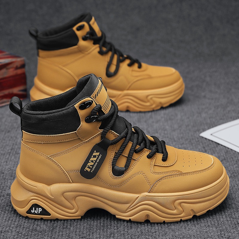 Zapatos de hombre de caña alta 2024 otoño nuevo impermeable y resistente al desgaste botas Martin británicas botas cortas de herramientas al aire libre para hombres