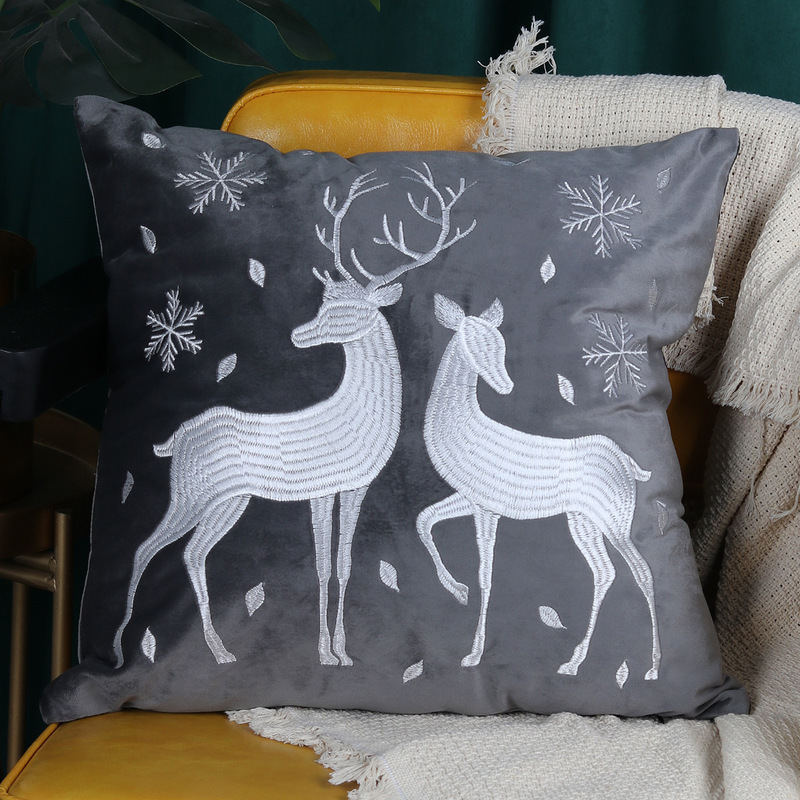 ヘラジカのクリスマスツリーブロンズ枕カバー、秋冬スノーフレーク刺繍クッションカバー45*45、クロスボーダーホットセール|undefined
