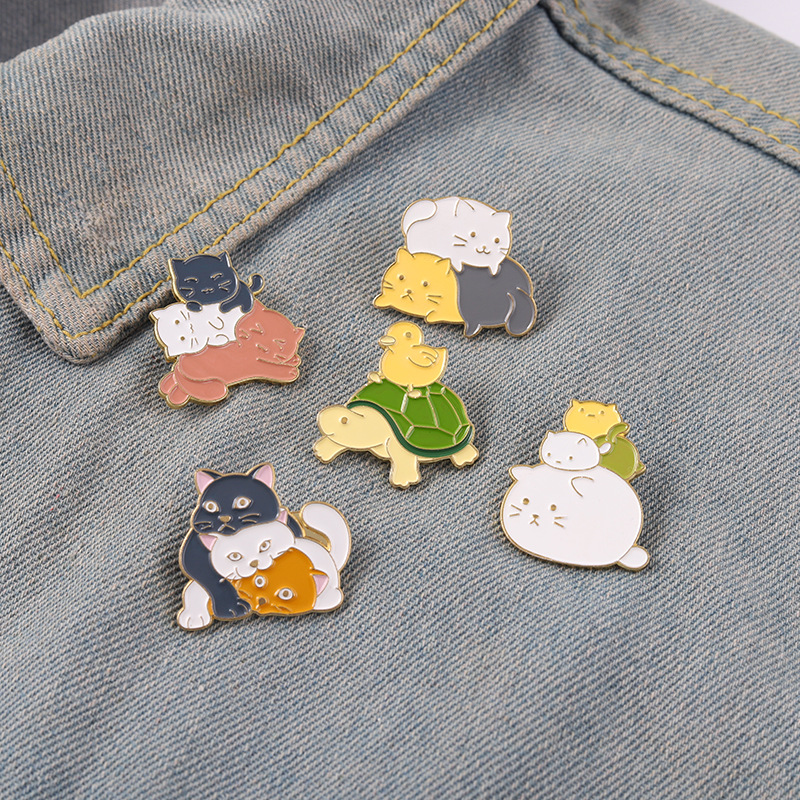 Cartoon Style Cat Alloy Stoving Varnish Brooches display picture 7