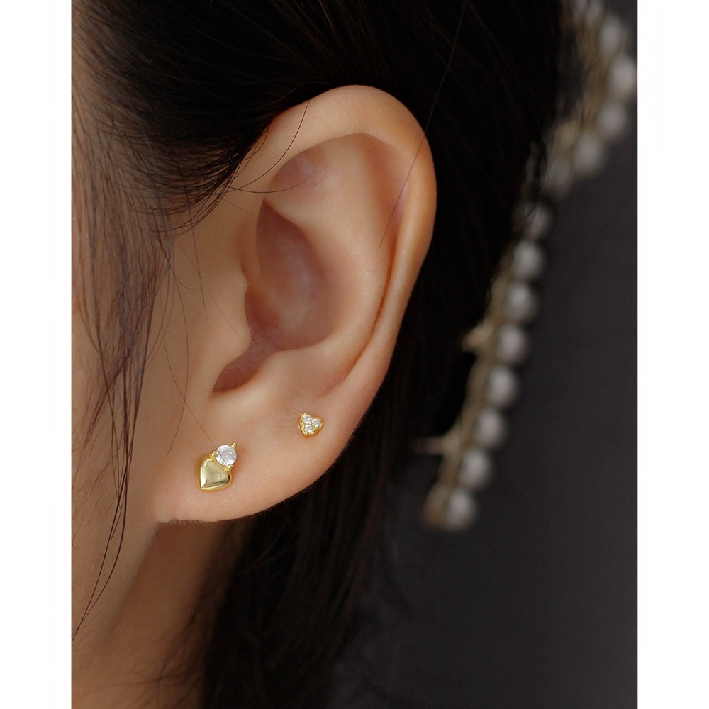 3g Weight 0.03µm Gold Plating Thickness Electroplating Gold Plating Process 925 Sterling Silver Rhinestones Heart Shape Ear Studs