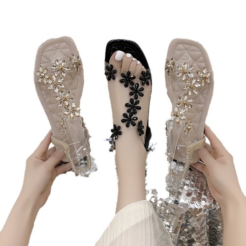 Square flat sandals 2025 new summer flower flat-heeled fairy wind transparent strap casual soft sole versatile