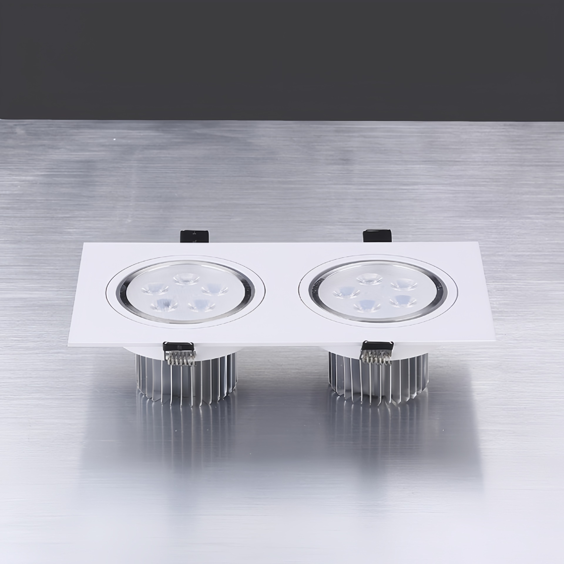 Foser LED de doble cabezal rectángulo cuadrado cepillado negro cepillado plateado lámpara empotrada de doble cabezal totalmente de aluminio