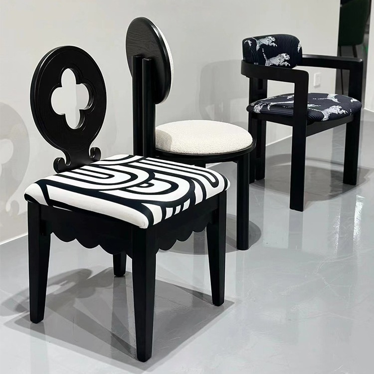 Sillas de comedor sillas de comedor sillas de comedor lujosas sillas de maquillaje modernas y simples sillas de mesa de comedor de madera sólida