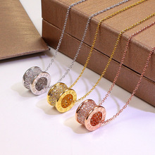 ����ɫ��С�U��õ���僽��机ڰ��մɏ��ɵ���С�t�˸߼��Y��