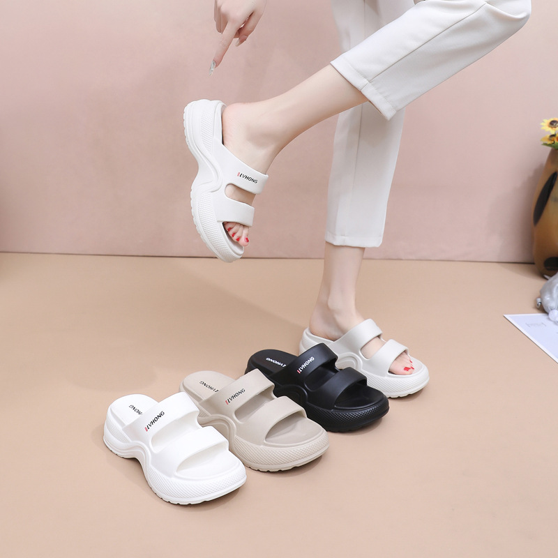 2025 nueva moda muffin de fondo grueso zapatillas frías de tacones altos EVA para mujeres de verano para aumentar la altura zapatillas casuales transfronterizas