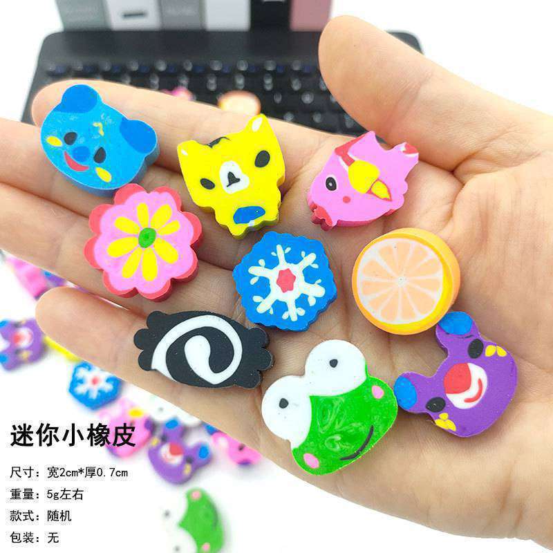 Regalo de los niños de juguete fábrica al por mayor Tire hacia atrás coche de juguete empuje pequeña burbuja palo molino de viento juguete barato mini