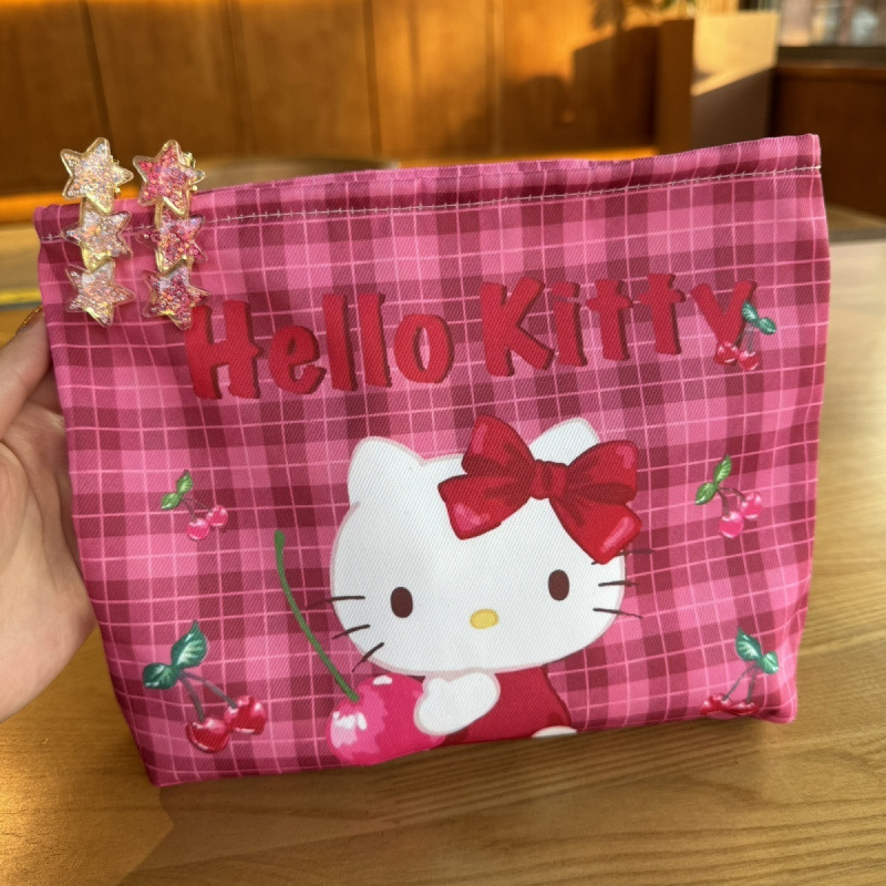 핑크 헬로 키티(인테리어는 포함되지 않음)