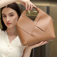 �羳�����^����Ƥ����������������OӋ�r��ܛƤ����б���Ů����