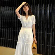 三亚海边度假高级感仙女气质显瘦复古法式连衣裙大码白色长裙女夏