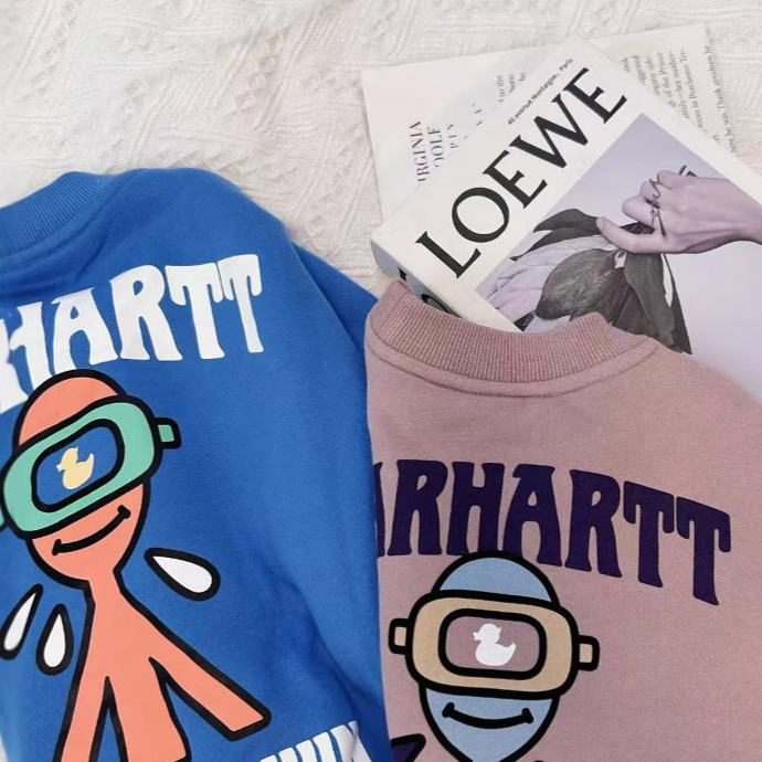 现货2024冬季男女儿童圆领加绒前后卡通鸭子字母印花长袖卫衣两色