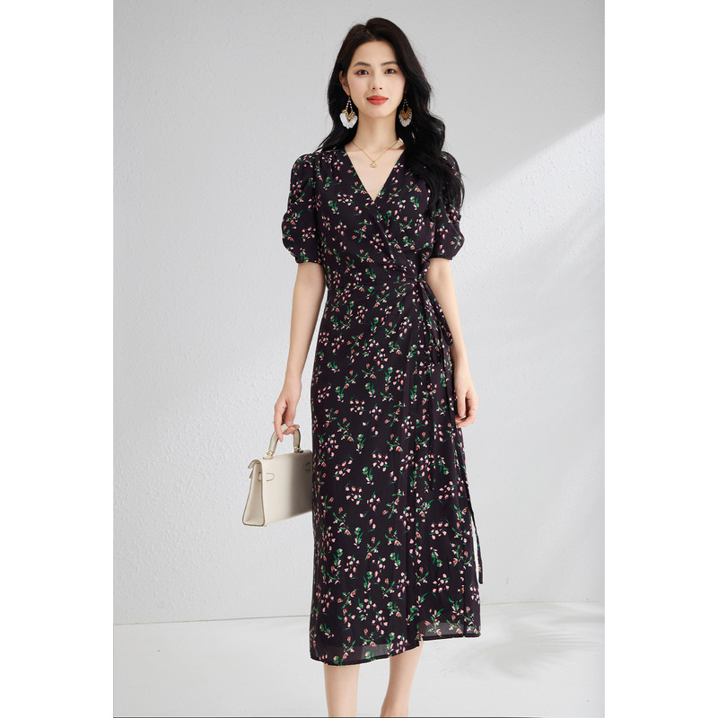 Silk Mulberry Silk Dress for Women, Summer High-End French V-Neck Elegant Waist-Cinching Long Floral Tea Dress