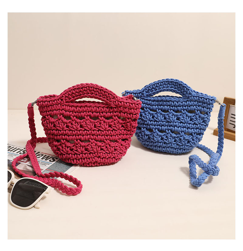 Women's Small Cotton Solid Color Vintage Style Classic Style Square Magnetic Buckle Straw Bag display picture 8