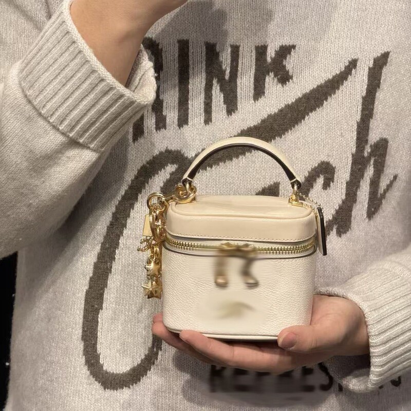 2026 New Model Koujia Mini Box Bag Handbag Shoulder Crossbody Small Square Bag Stylish Box Bag Ava Makeup 2026 New Model Koujia Mini Box Bag Handbag Shoulder Crossbody Small Square Bag Stylish Box Bag Ava Makeup