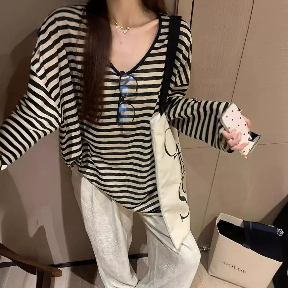 2024秋季天丝罗纹懒风条纹V领防晒长袖T恤女薄款宽松显瘦罩衫上衣