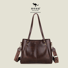 通勤に合わせてバッグを持って大容量の学生の授業をします。