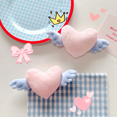 クリエイティブなブローチ、バッグ、ヘアアクセサリー、帽子、装飾アクセサリー、かわいいぬいぐるみ、愛の羽、綿入りのジュエリーアクセサリー