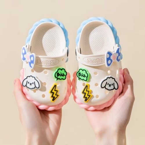 Children's slippers for boys, slip-resistant soft bottom cartoon walking sandals for babies, children's sandals with holes for girls 