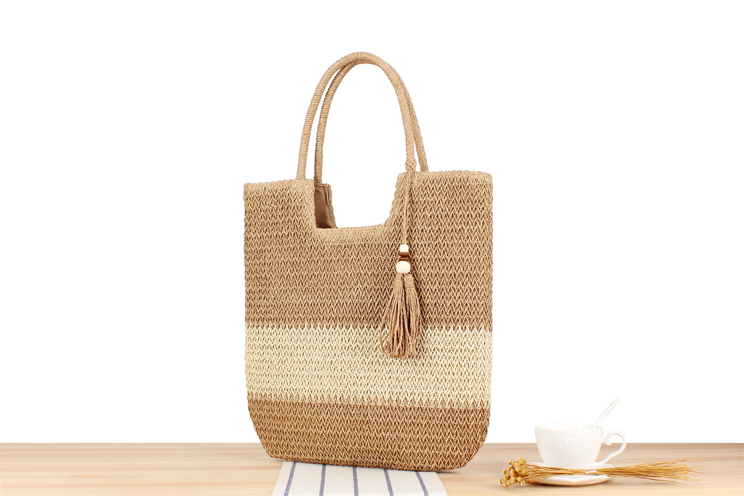 New Styles of Handbags 2024, Woven Bags for Summer Seaside Travel, New Versatile Large-capacity Tote Bags, Fashionable and Popular Women's Bags._voghion.com