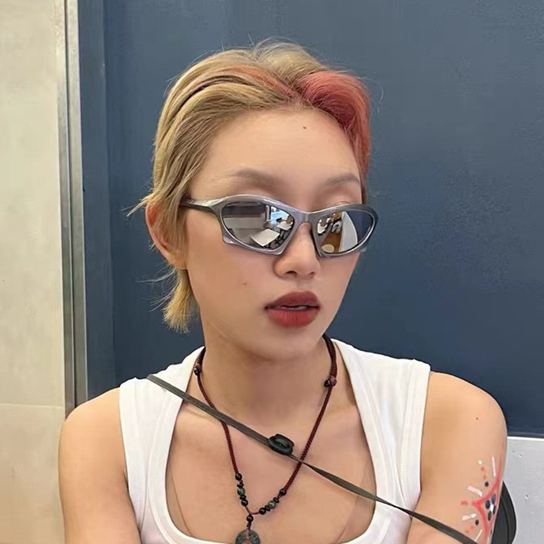 Retro Solid Color Ac UV400 smoke Special-Shaped Mirror Full Frame Women's Sunglasses display picture 4