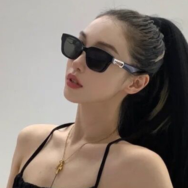Fashion Style Orange, Grey, Black Color Fashion Geometric UV400 Protection Women's Sunglasses