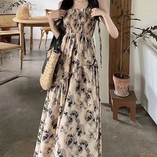Rose Floral New Style Pleated Elegant Long Dress French Style Waist-Cinching Strap Dress for Women Slimming Gray Rose Floral New Style Pleated Elegant Long Dress French Style Waist-Cinching Strap Dress for Women Slimming Gray