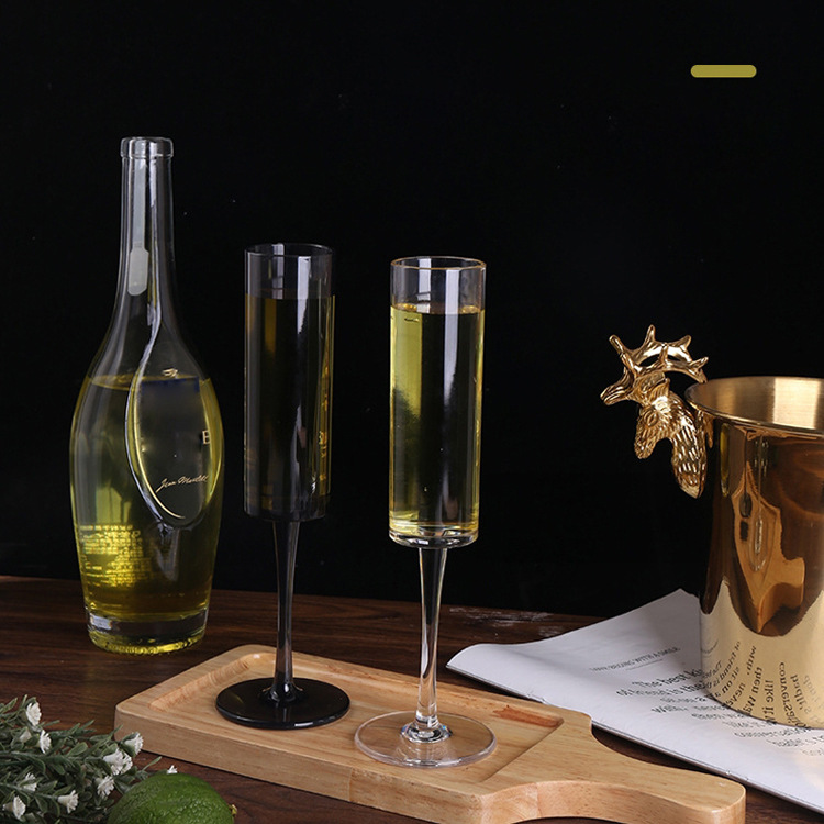 Copa de cristal copa de vino tinto Copa desechable fiesta taza de plástico engrosada estación independiente fábrica al por mayor de una pieza al por mayor