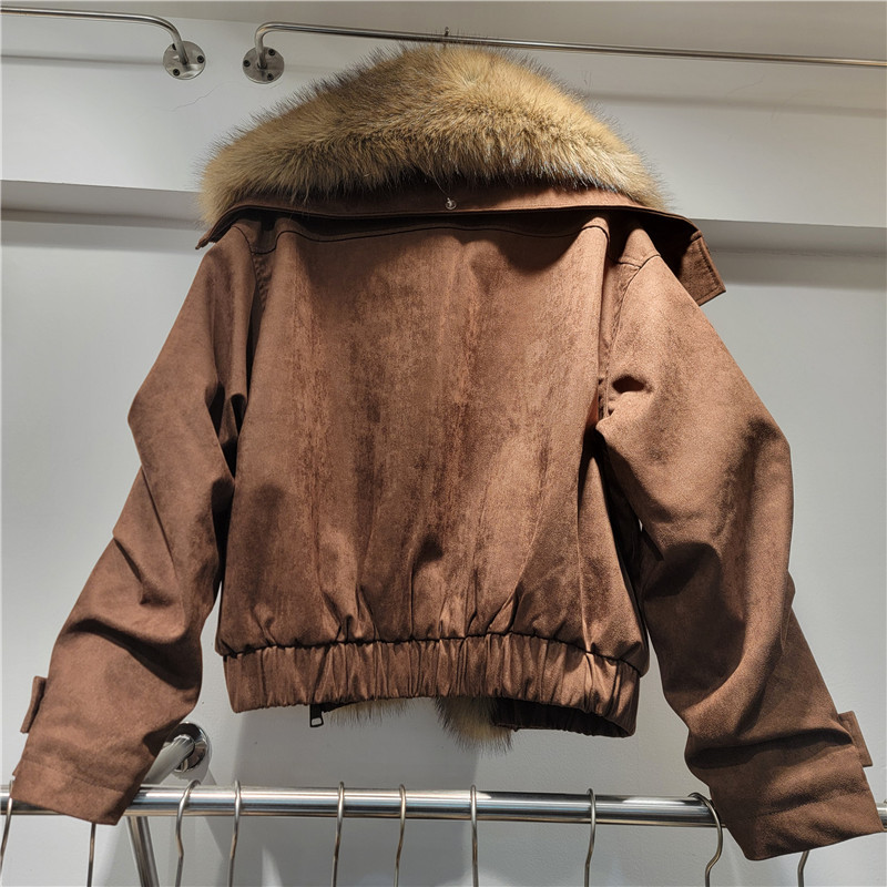 2025 invierno nuevo tipo de abrigo de terciopelo de gamuz grueso chaqueta de locomotora corta para mujeres pieles de piel una pieles de terciopelo para superar