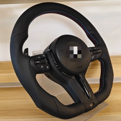 to new, T-shaped perforated leather Black – Steering wheel