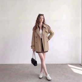 女式T恤;女式毛呢外套;其他短外套