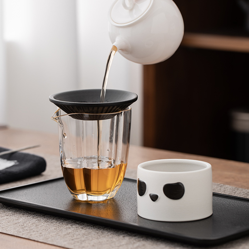 Hand-painted Panda Tea Strainer Creative Ceramic Integrated Tea Filter Base Cover Tea Ceremony Accessories Wholesale Can Be Engraved 