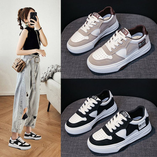 Net red explosions thick-soled casual sneaker women's shoes tide 2024 new niche Joker running small white skate shoes women