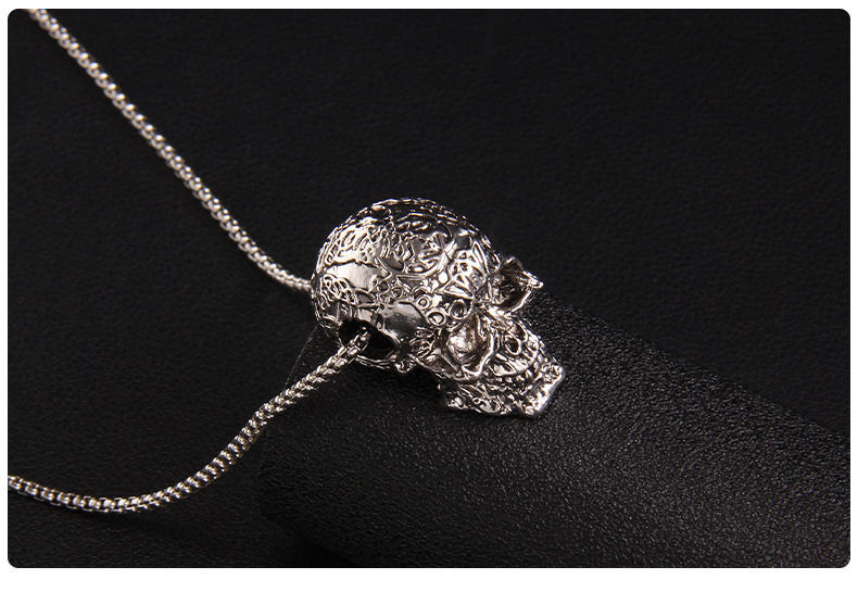Fashion Skull Stainless Steel Three-dimensional Necklace 1 Piece
