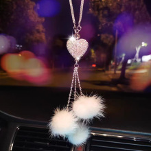 网红女神汽车挂件车内后视镜个性DIY女生创意镶钻爱心毛球挂件