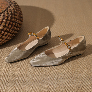 ���F؛��2210�r���¿ʽ���^������ŮЬһ�ֿ�����ʽ�z�I��ЬŮ