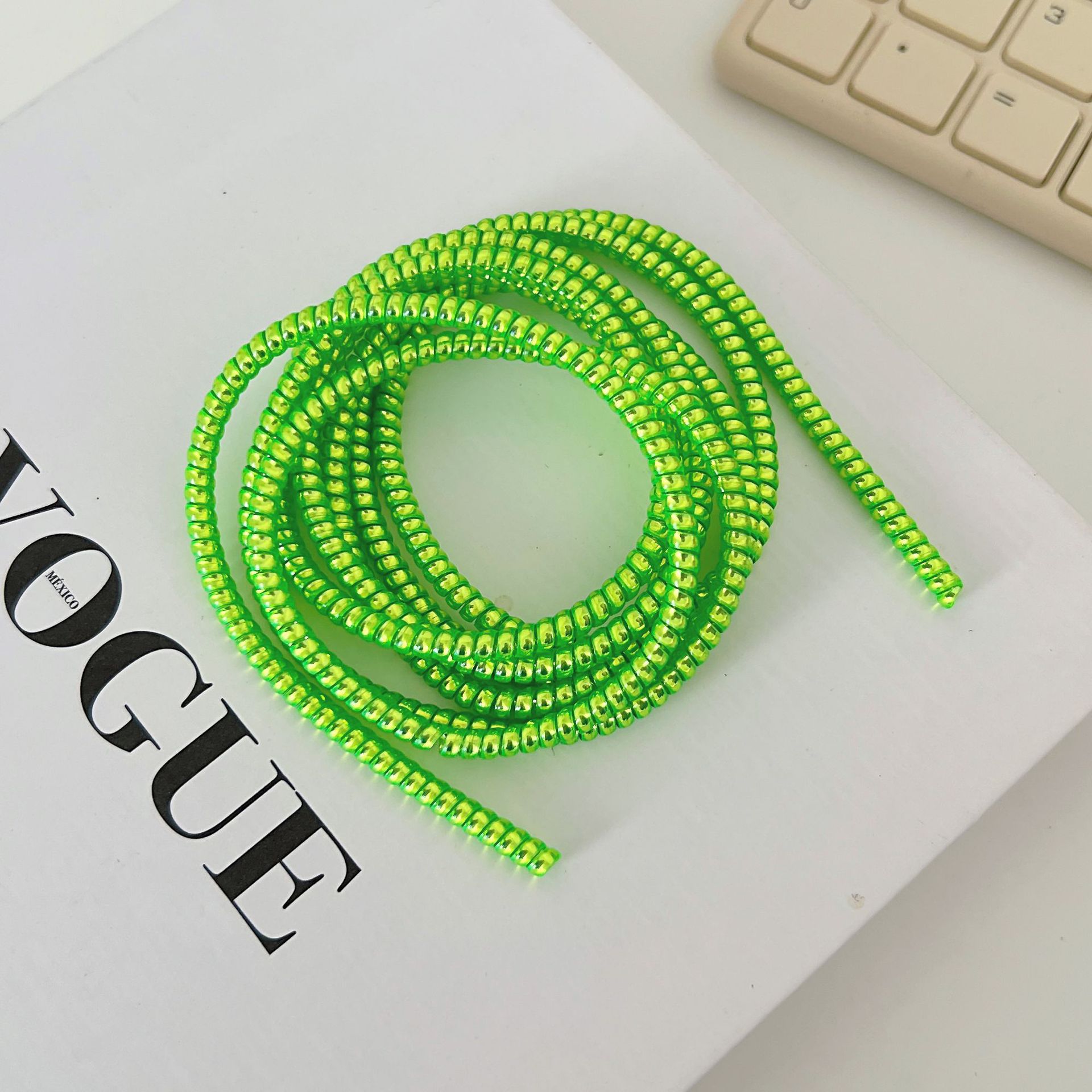 1,4 m 1,6 m cable de datos cuerda de protección anti-suciedad cable de teléfono móvil cuerda de bobinado anti-rotura cargador cubierta de protección de alambre