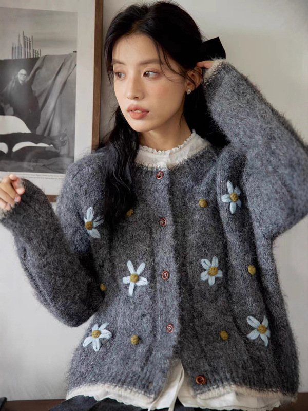 撞色手工钩花开衫毛衣女2025秋冬新款韩系慵懒风麻花复古针织外套|undefined