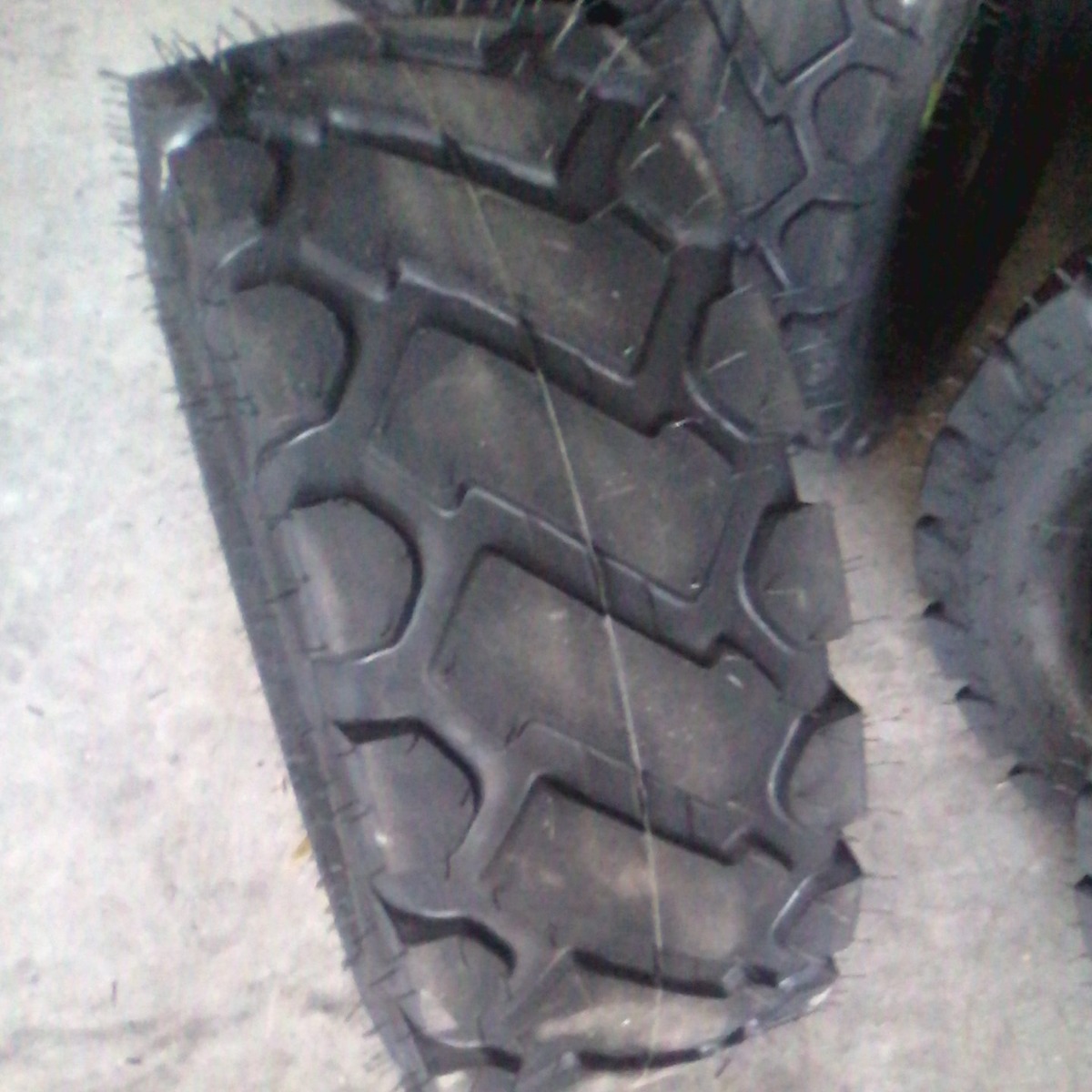 轮胎批发装载机工程轮胎 20.5/70-16批发现货