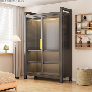 �Ҿ����Ӻ�Ӵַ��m�ռ{���������Һ��׽M�b�¼ܳ��ⷿС��