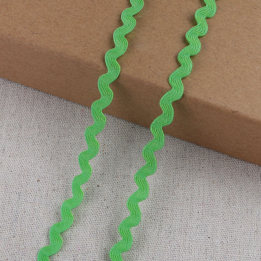 Cinta de polipropileno en S de 5mm, embalaje de regalo, cinta ondulada de color para el hogar, cinta de borde curvo al por mayor